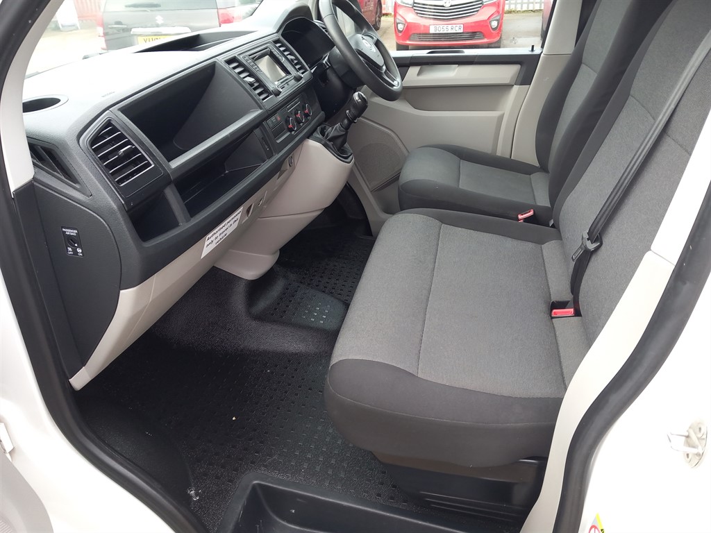 Used Volkswagen Transporter 2017 for sale - 76563941: Photo 8