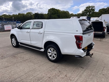 Used Isuzu D-Max 2023 for sale - 78591063: Photo