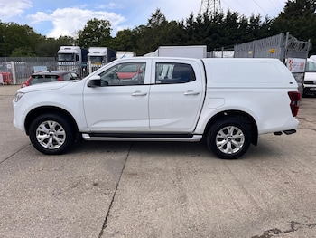 Used Isuzu D-Max 2023 for sale - 78591063: Photo
