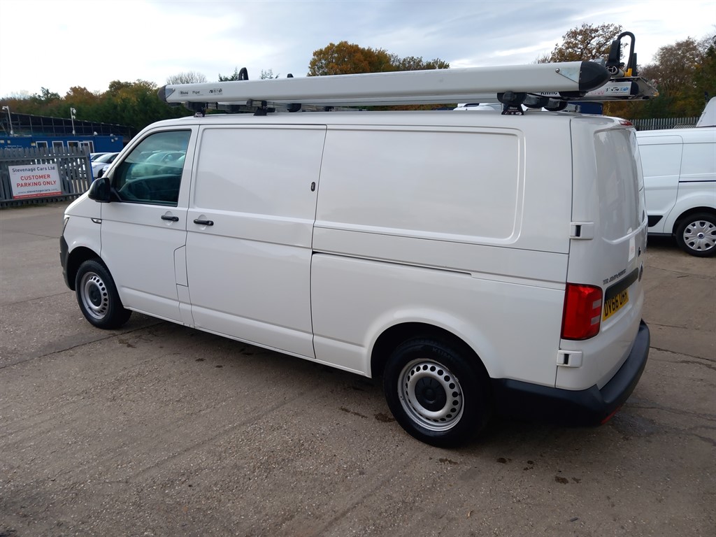 Used Volkswagen Transporter 2017 for sale - 76487680: Photo 3