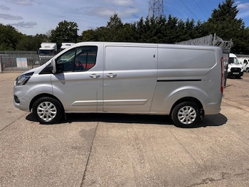 Used Ford Transit Custom 2022 for sale - 79051221: Photo