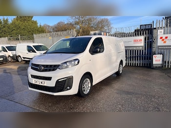 Vauxhall Vivaro feature image