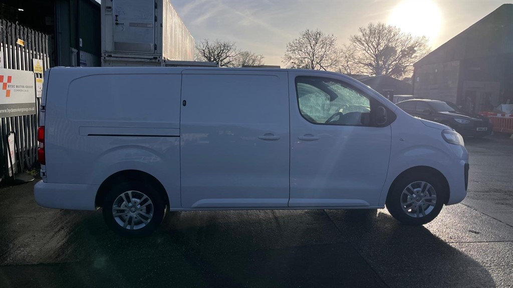 Used Vauxhall Vivaro 2022 for sale - 77354063: Photo 6