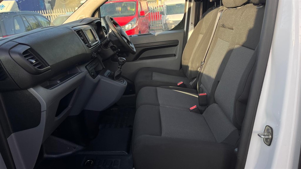 Used Vauxhall Vivaro 2022 for sale - 77354063: Photo 9