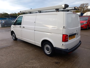 Used Volkswagen Transporter 2016 for sale - 76563937: Photo