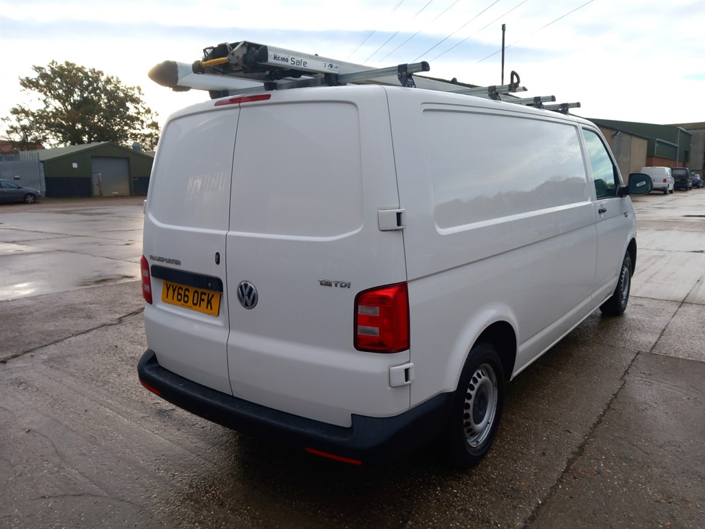 Used Volkswagen Transporter 2016 for sale - 76563937: Photo 4