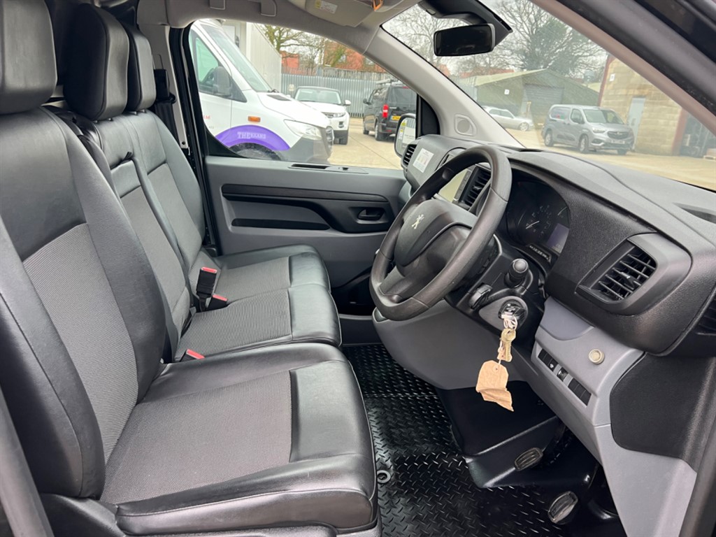 Used Peugeot Expert 2019 for sale - 77600725: Photo 11