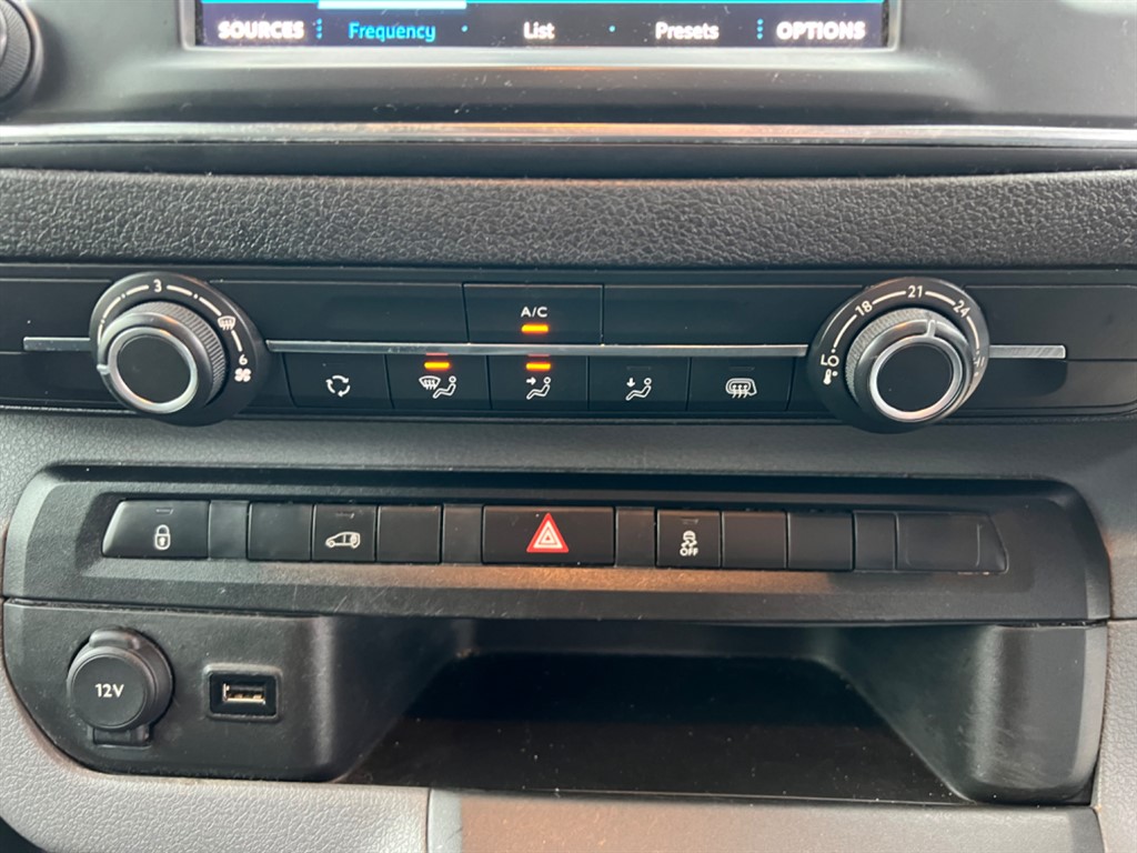 Used Peugeot Expert 2019 for sale - 77600725: Photo 17