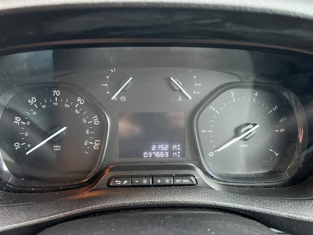 Used Peugeot Expert 2019 for sale - 77600725: Photo 20