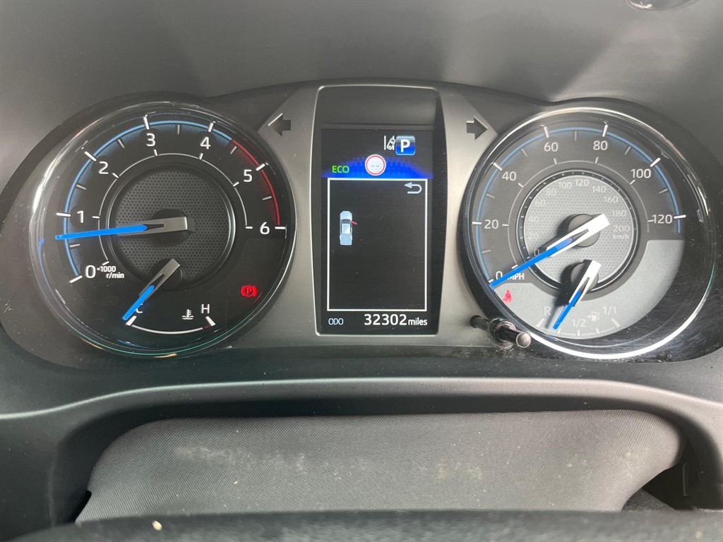 Used Toyota Hilux 2023 for sale - 78074709: Photo 21