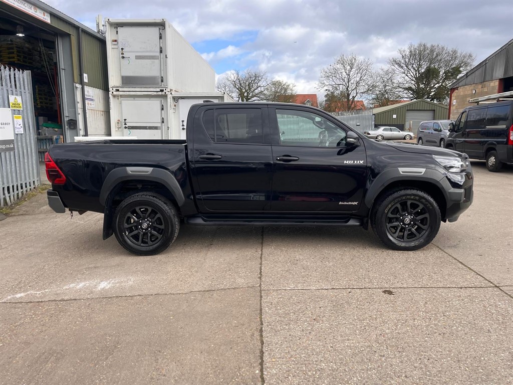 Used Toyota Hilux 2023 for sale - 78074709: Photo 7