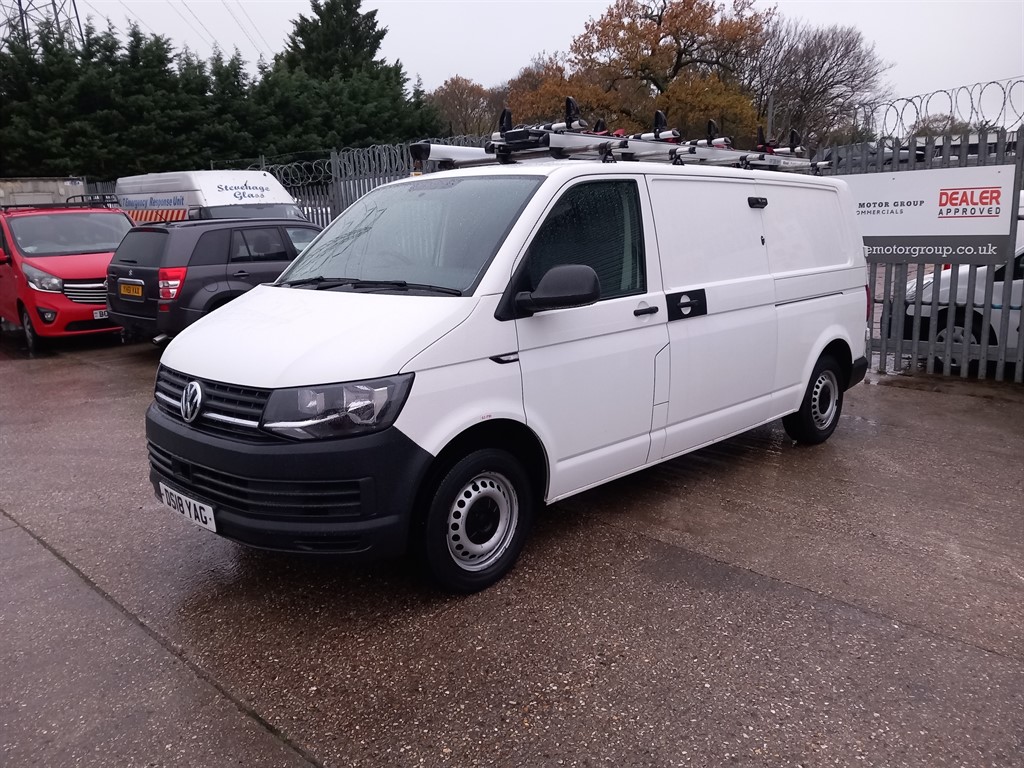 Used Volkswagen Transporter 2018 for sale - 76587113: Photo 1