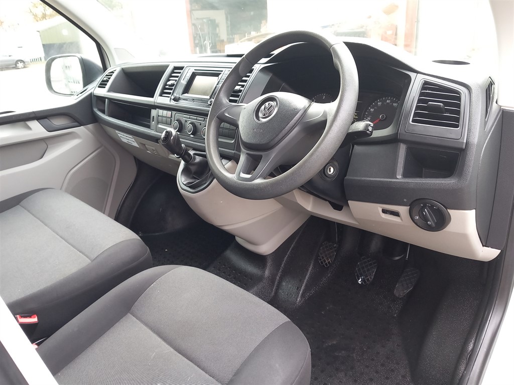 Used Volkswagen Transporter 2018 for sale - 76587113: Photo 10