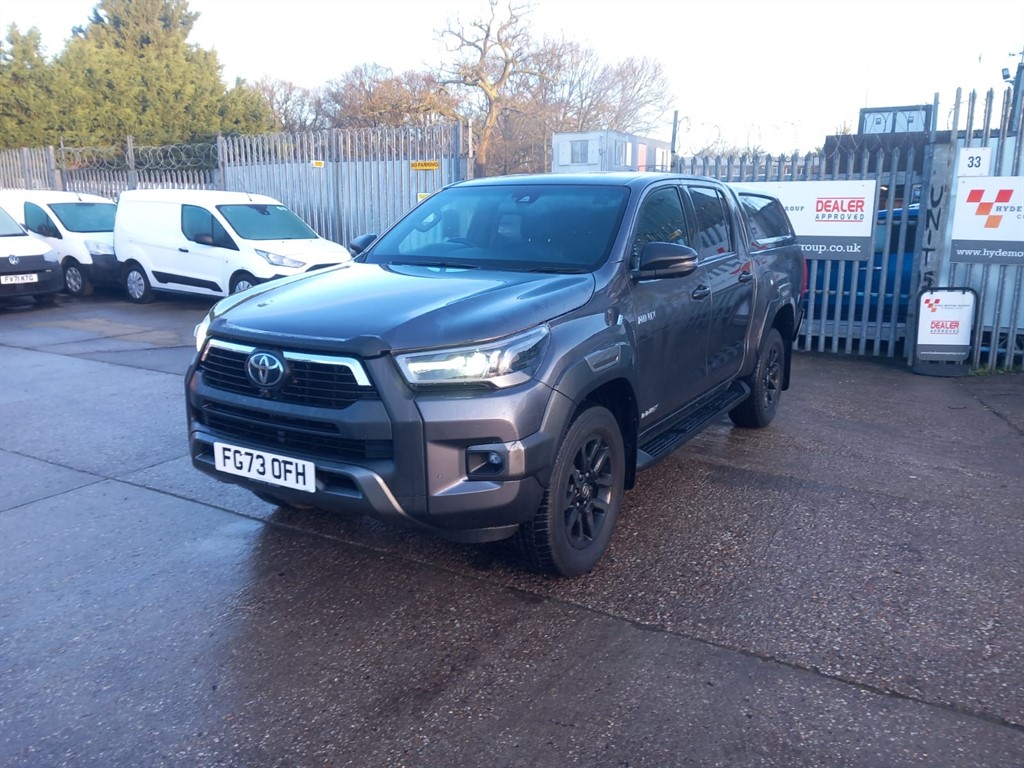 Used Toyota Hilux 2023 for sale - 77354065: Photo 2