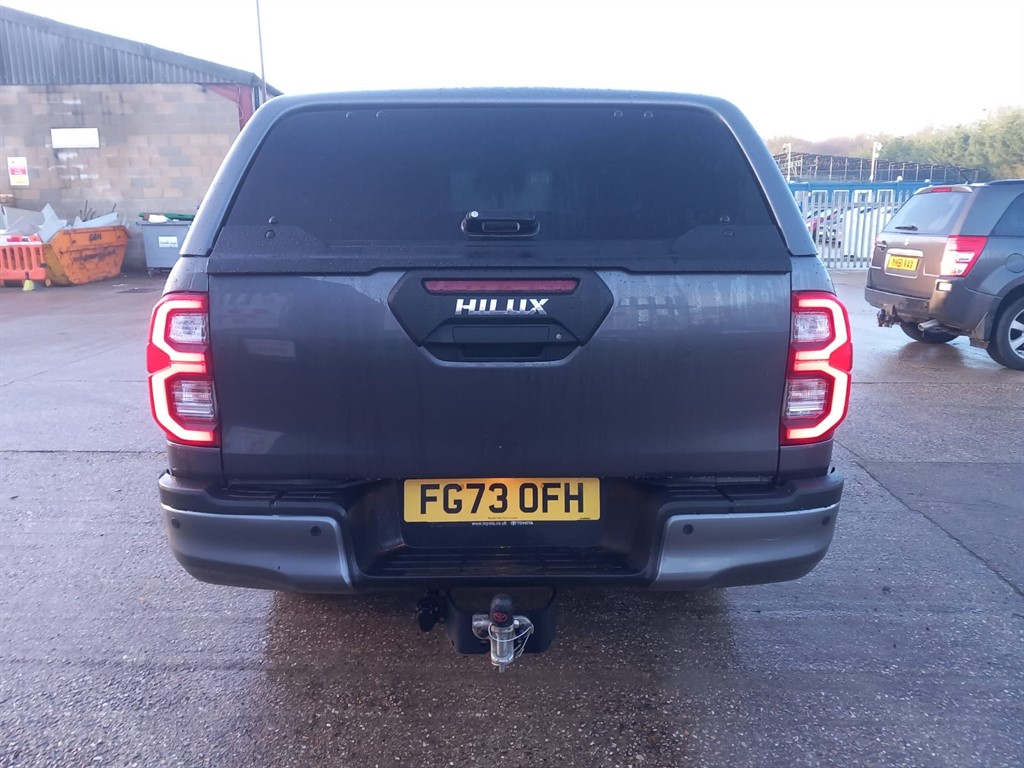 Used Toyota Hilux 2023 for sale - 77354065: Photo 5