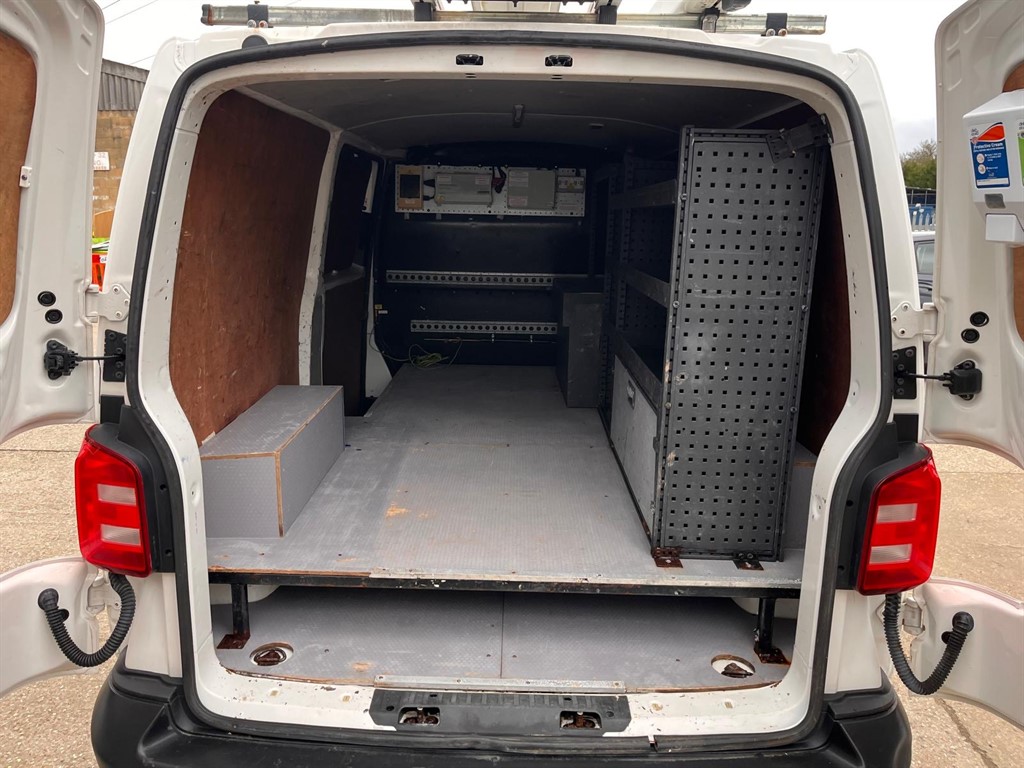 Used Volkswagen Transporter 2018 for sale - 77686069: Photo 16