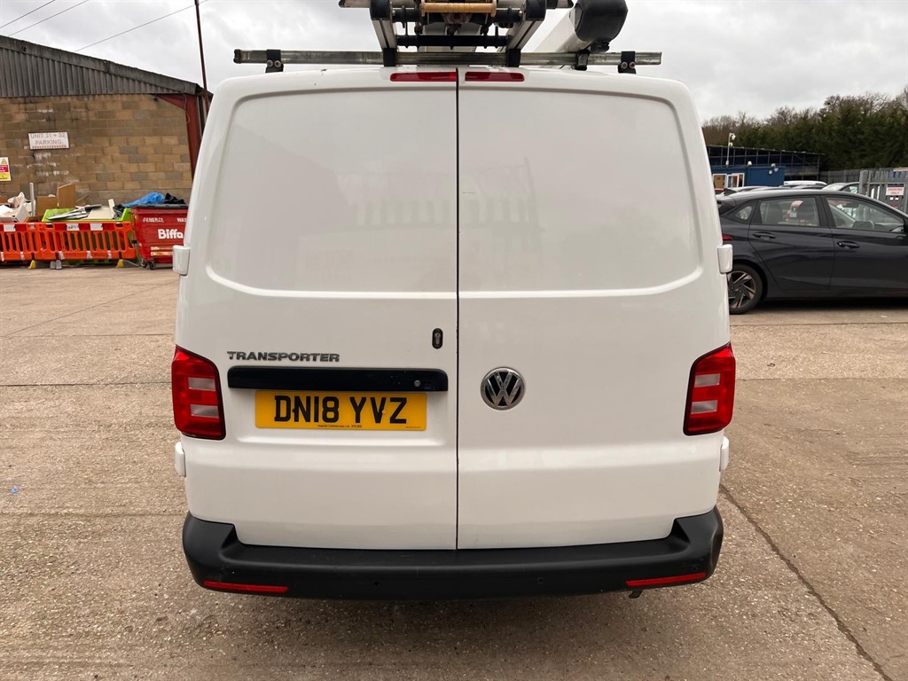 Used Volkswagen Transporter 2018 for sale - 77686069: Photo 4