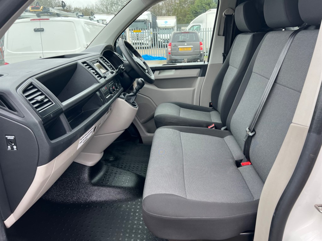 Used Volkswagen Transporter 2018 for sale - 77795245: Photo 10