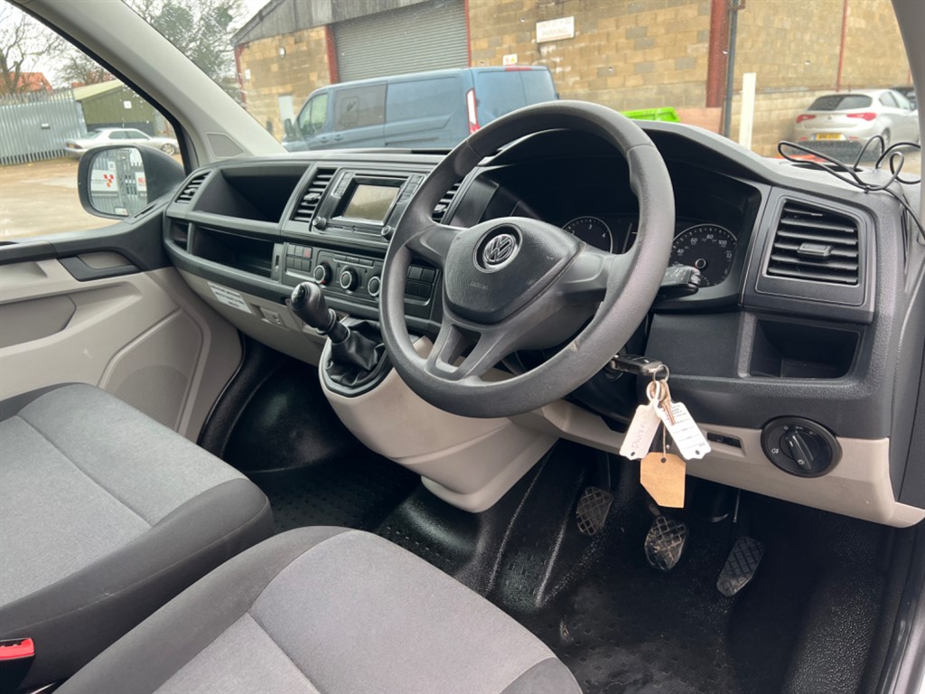 Used Volkswagen Transporter 2018 for sale - 77795245: Photo 13