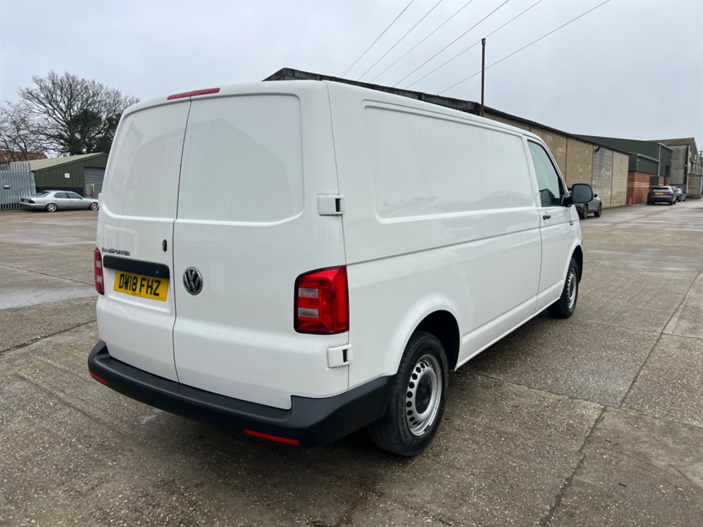 Used Volkswagen Transporter 2018 for sale - 77795245: Photo 6