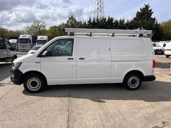 Used Volkswagen Transporter 2019 for sale - 78320975: Photo