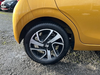 Used Peugeot 108 2017 for sale - 76984407: Photo