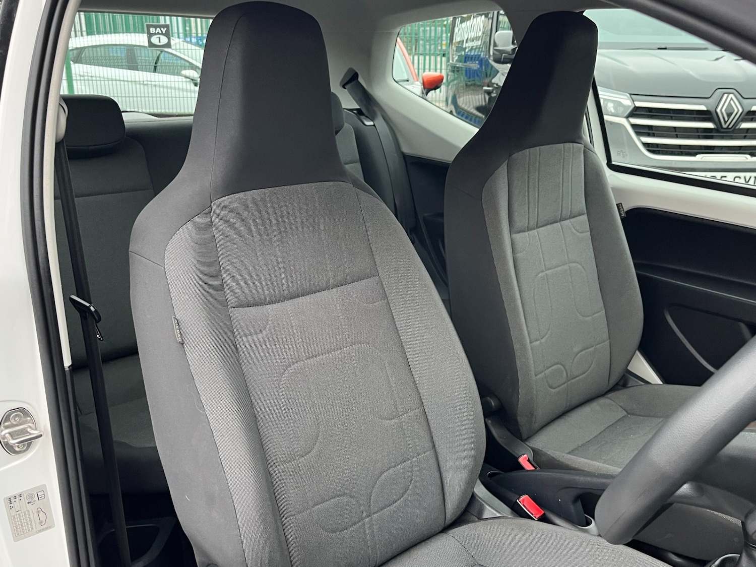 Used Volkswagen up! 2016 for sale - 77562954: Photo 20