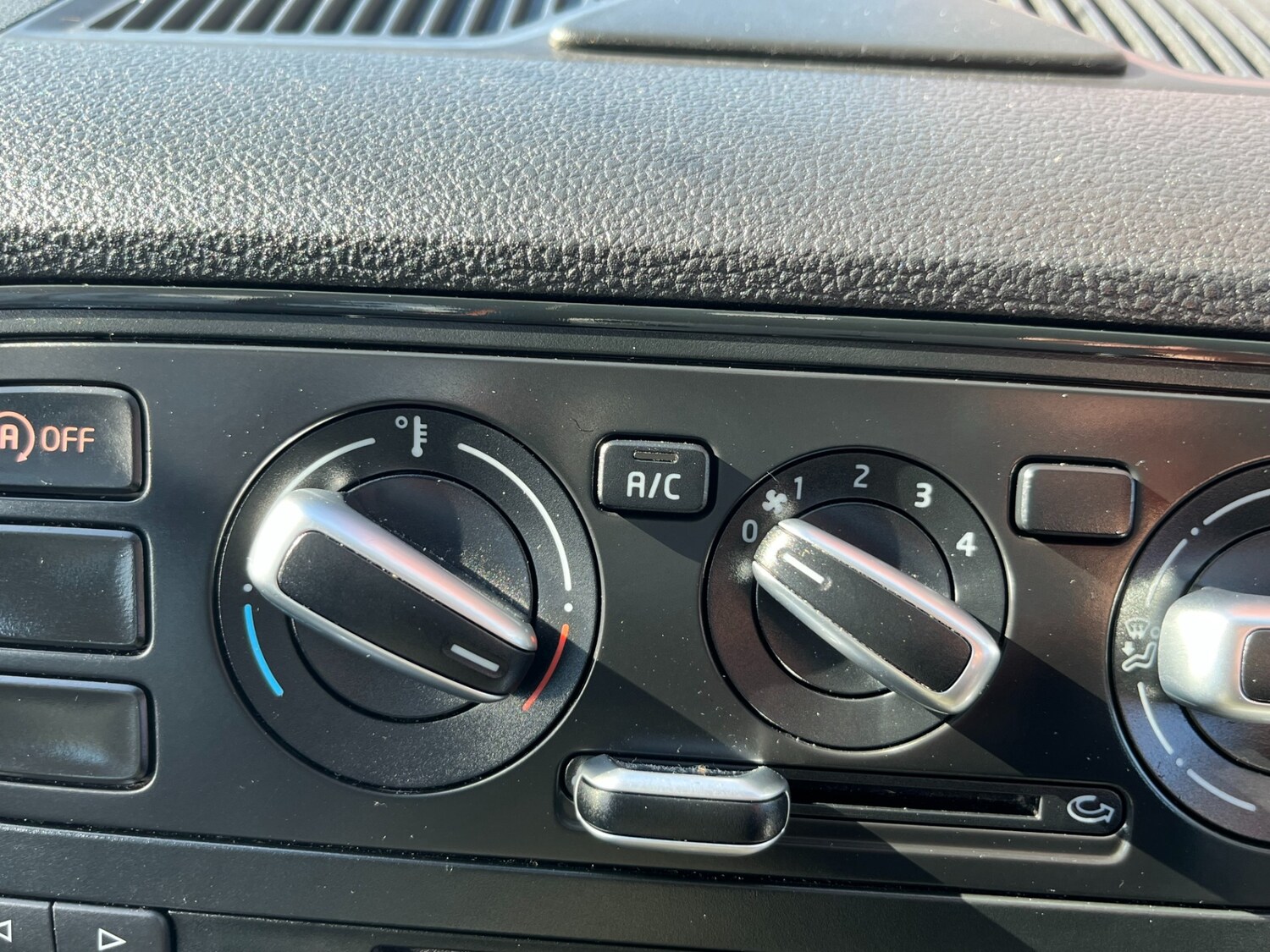 Used Skoda Citigo 2014 for sale - 77930611: Photo 24