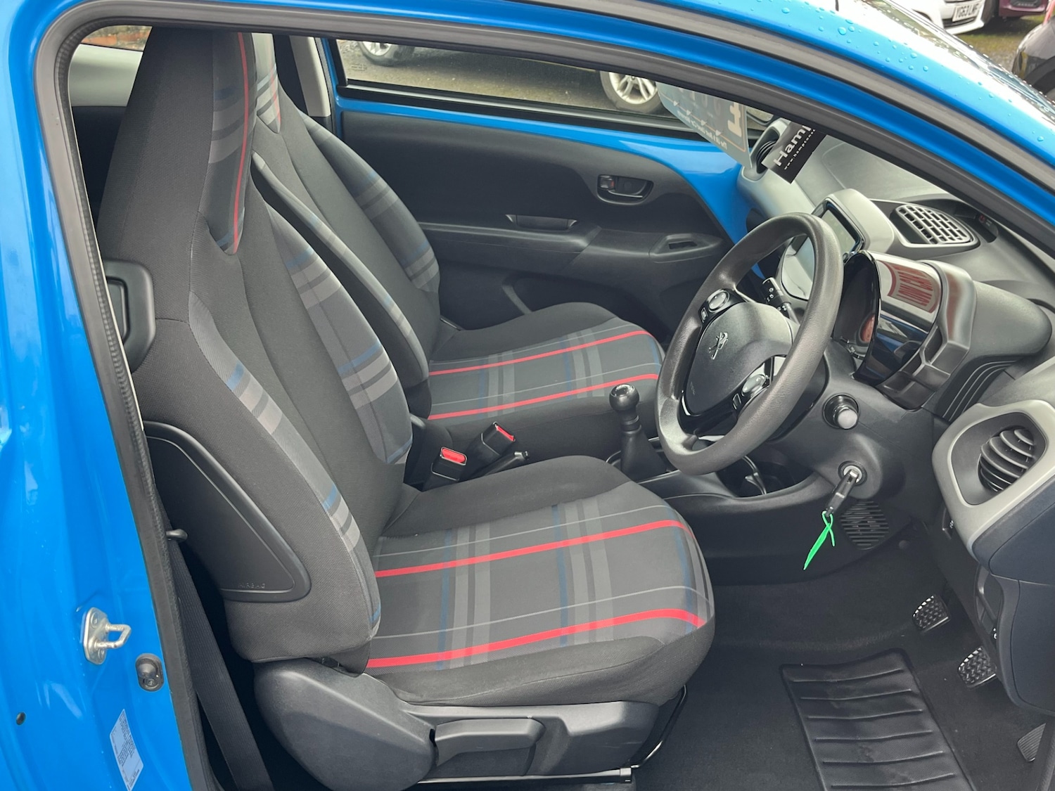 Used Peugeot 108 2015 for sale - 77636492: Photo 26