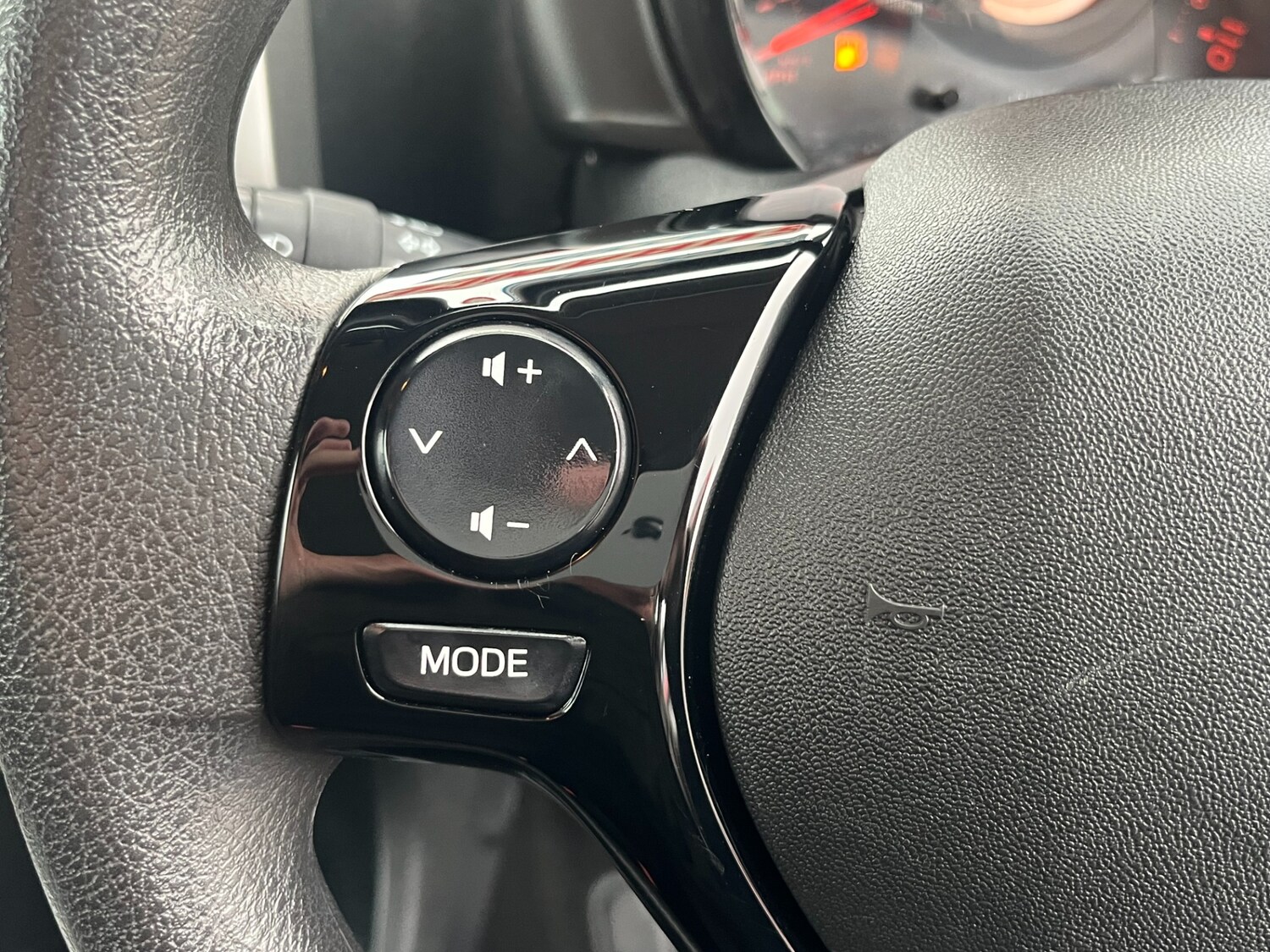 Used Peugeot 108 2017 for sale - 77718061: Photo 24