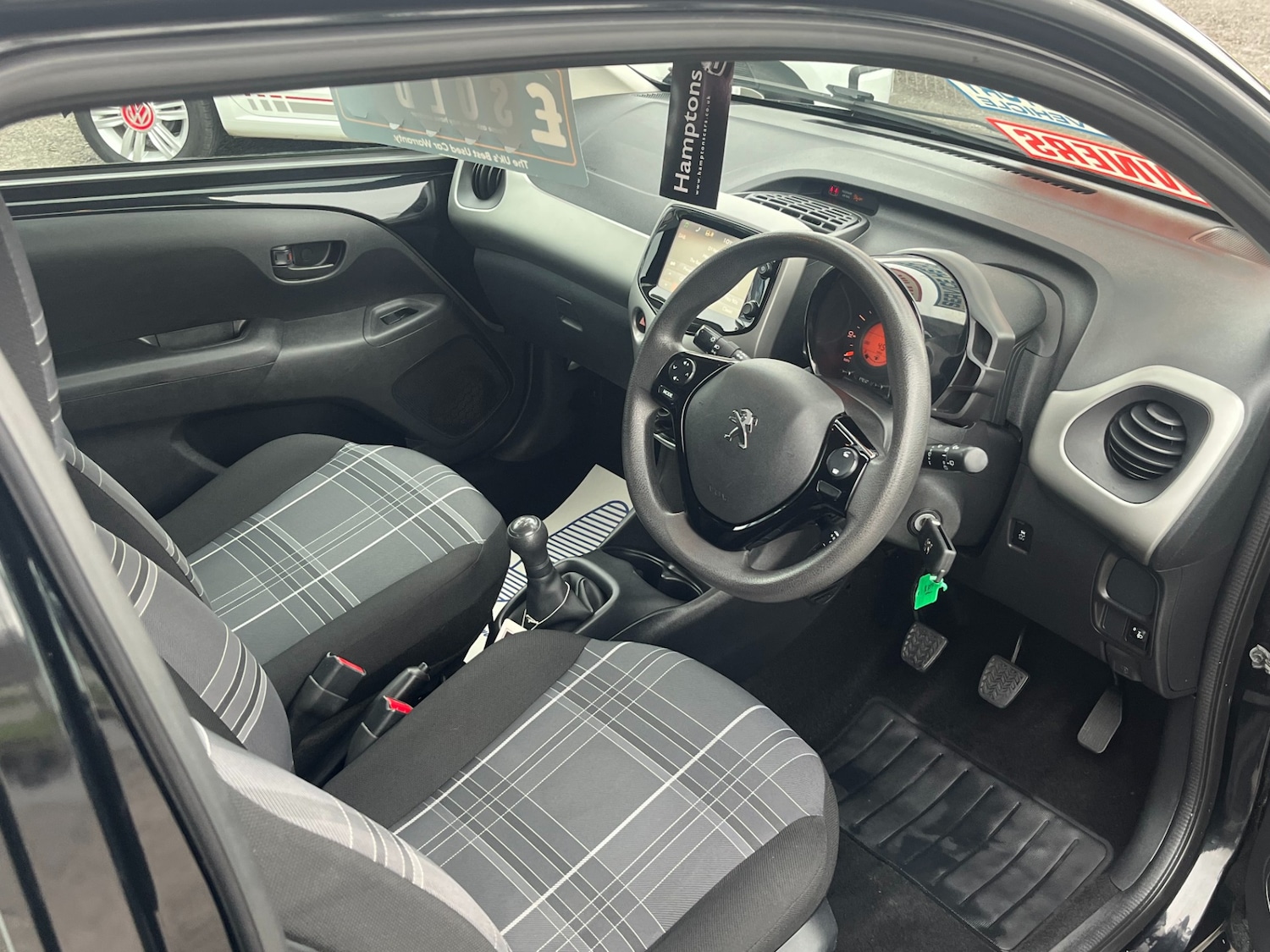 Used Peugeot 108 2017 for sale - 77718061: Photo 3