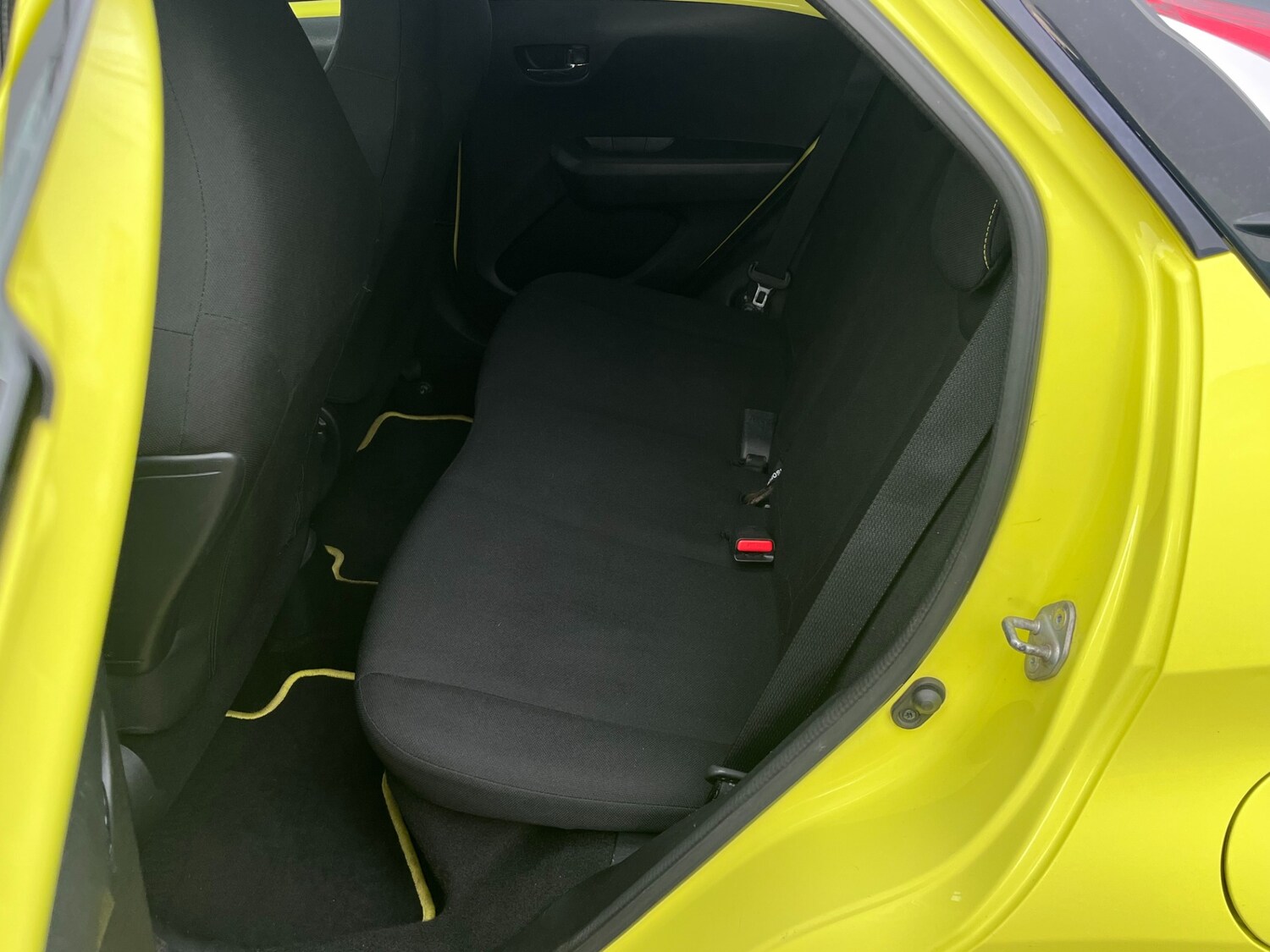 Used Toyota AYGO 2016 for sale - 77717818: Photo 39