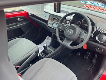 Used Volkswagen up! 2013 for sale - 75077353: Photo