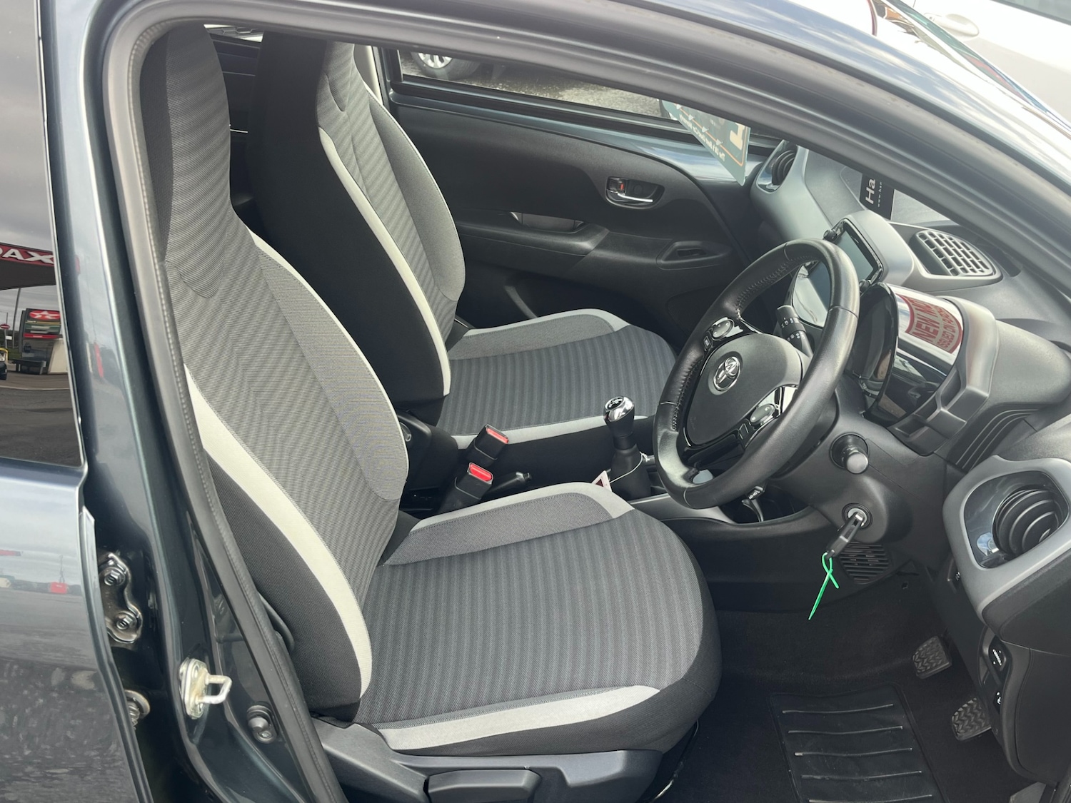 Used Toyota AYGO 2018 for sale - 77797985: Photo 30