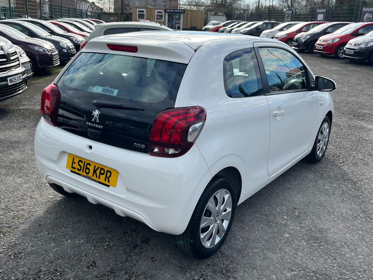 Used Peugeot 108 2016 for sale - 77437980: Photo 14