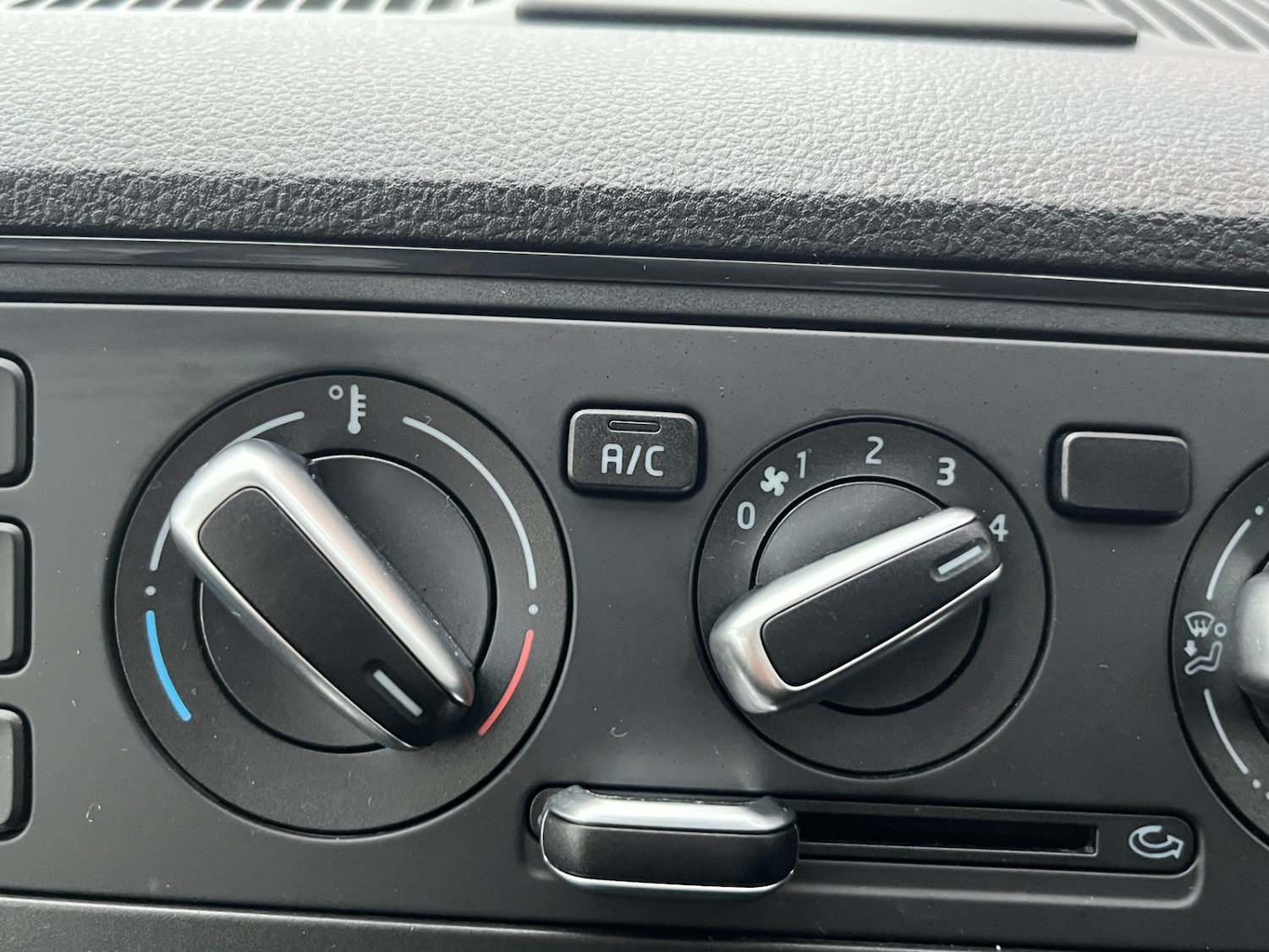 Used Skoda Citigo 2014 for sale - 77058749: Photo 11