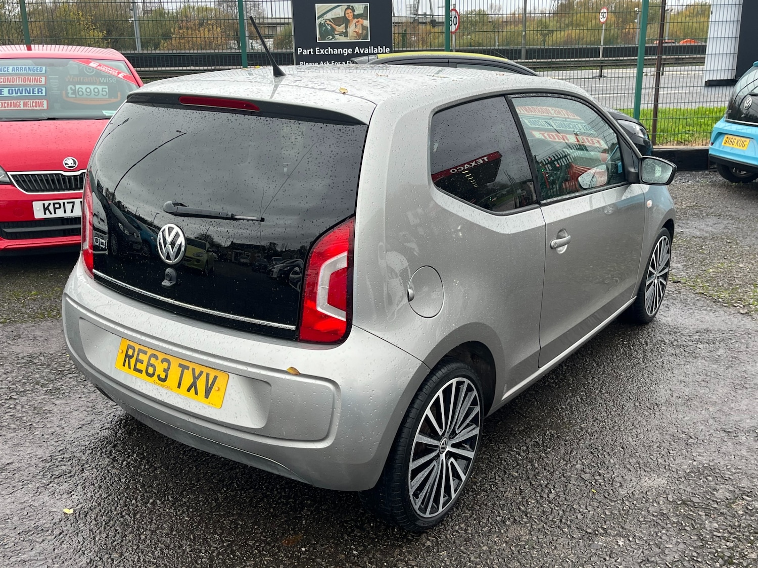 Used Volkswagen up! 2013 for sale - 76557065: Photo 31