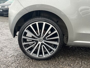 Used Volkswagen up! 2013 for sale - 76557065: Photo