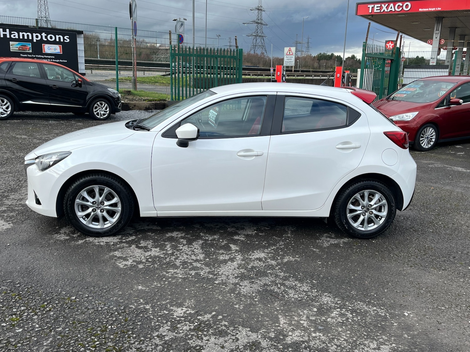 Used Mazda Mazda2 2016 for sale - 77636531: Photo 8