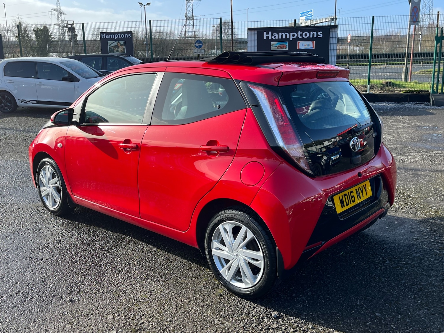 Used Toyota AYGO 2016 for sale - 77562930: Photo 16