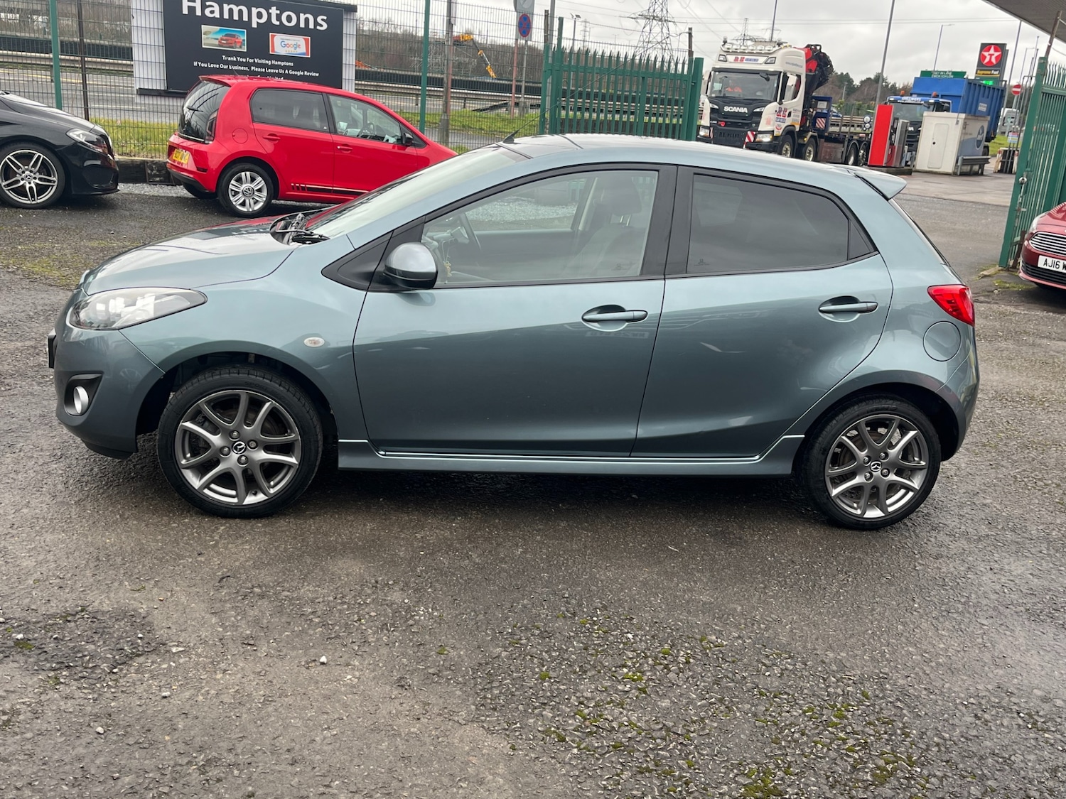 Used Mazda Mazda2 2012 for sale - 77225252: Photo 10