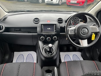 Used Mazda Mazda2 2012 for sale - 77225252: Photo