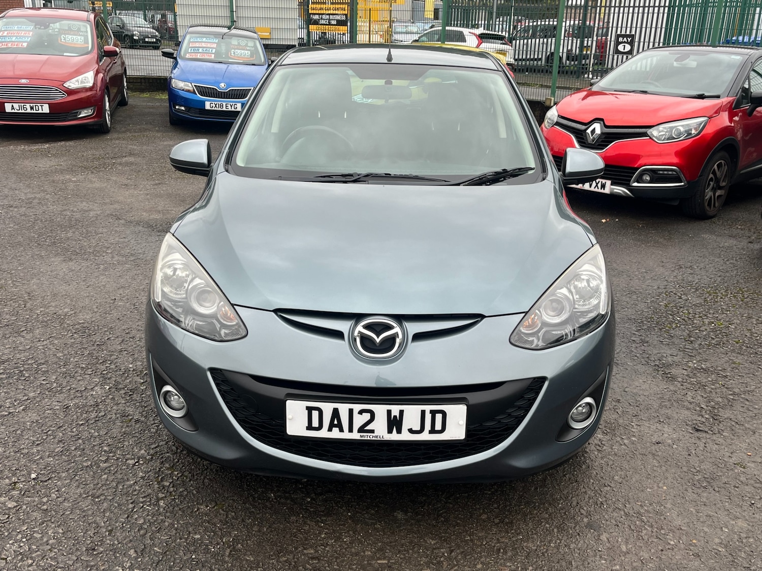 Used Mazda Mazda2 2012 for sale - 77225252: Photo 5