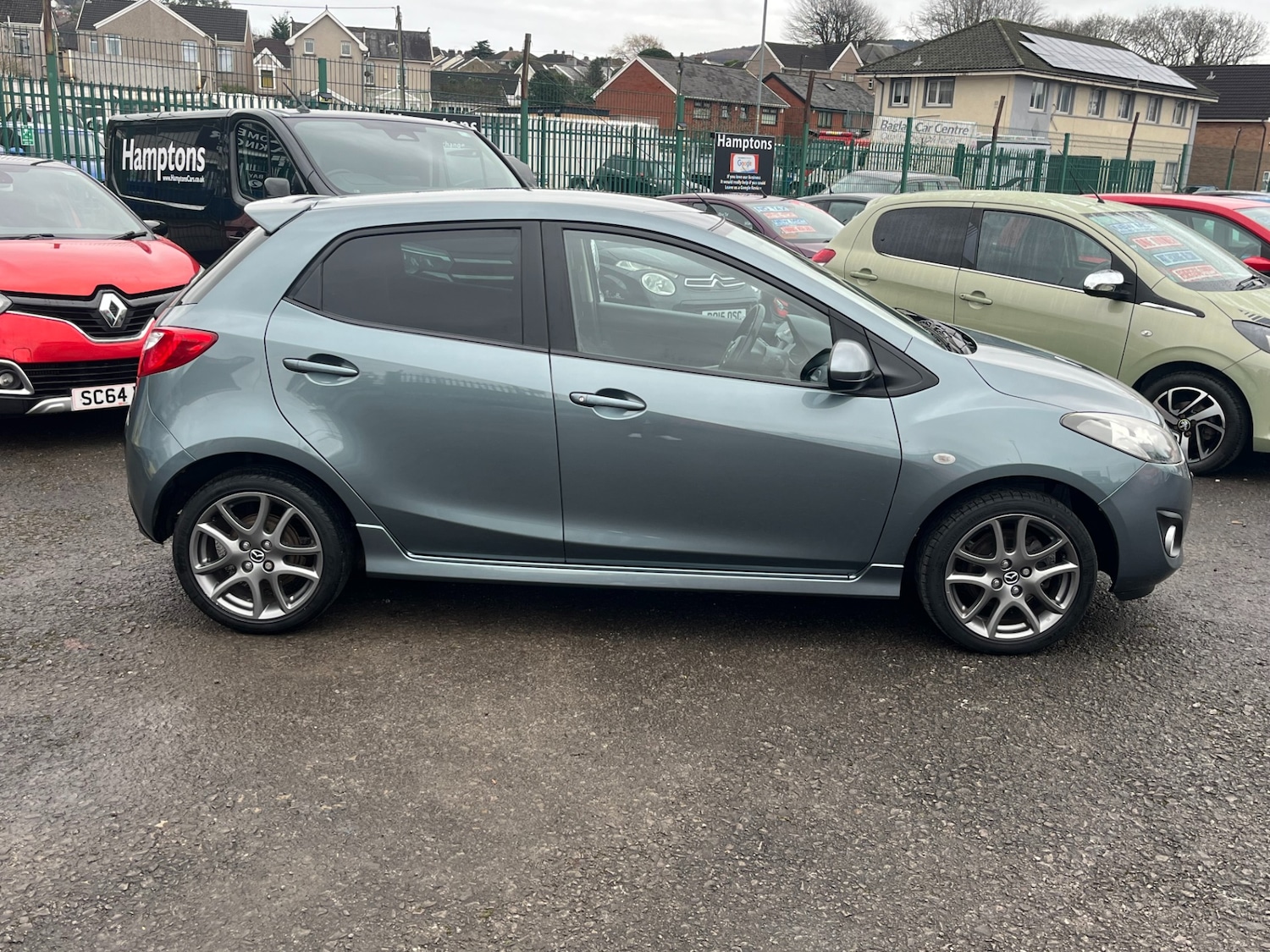 Used Mazda Mazda2 2012 for sale - 77225252: Photo 8