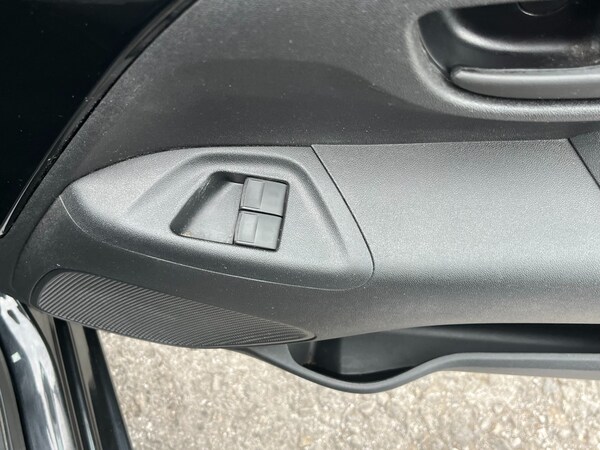 Used Peugeot 108 2018 for sale - 75442775: Photo 21