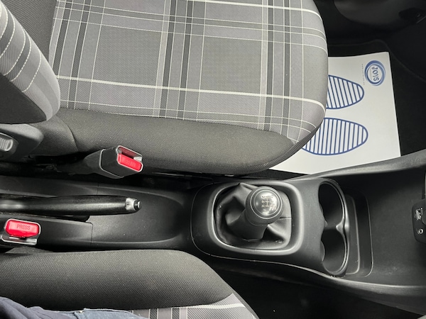 Used Peugeot 108 2018 for sale - 75442775: Photo 43