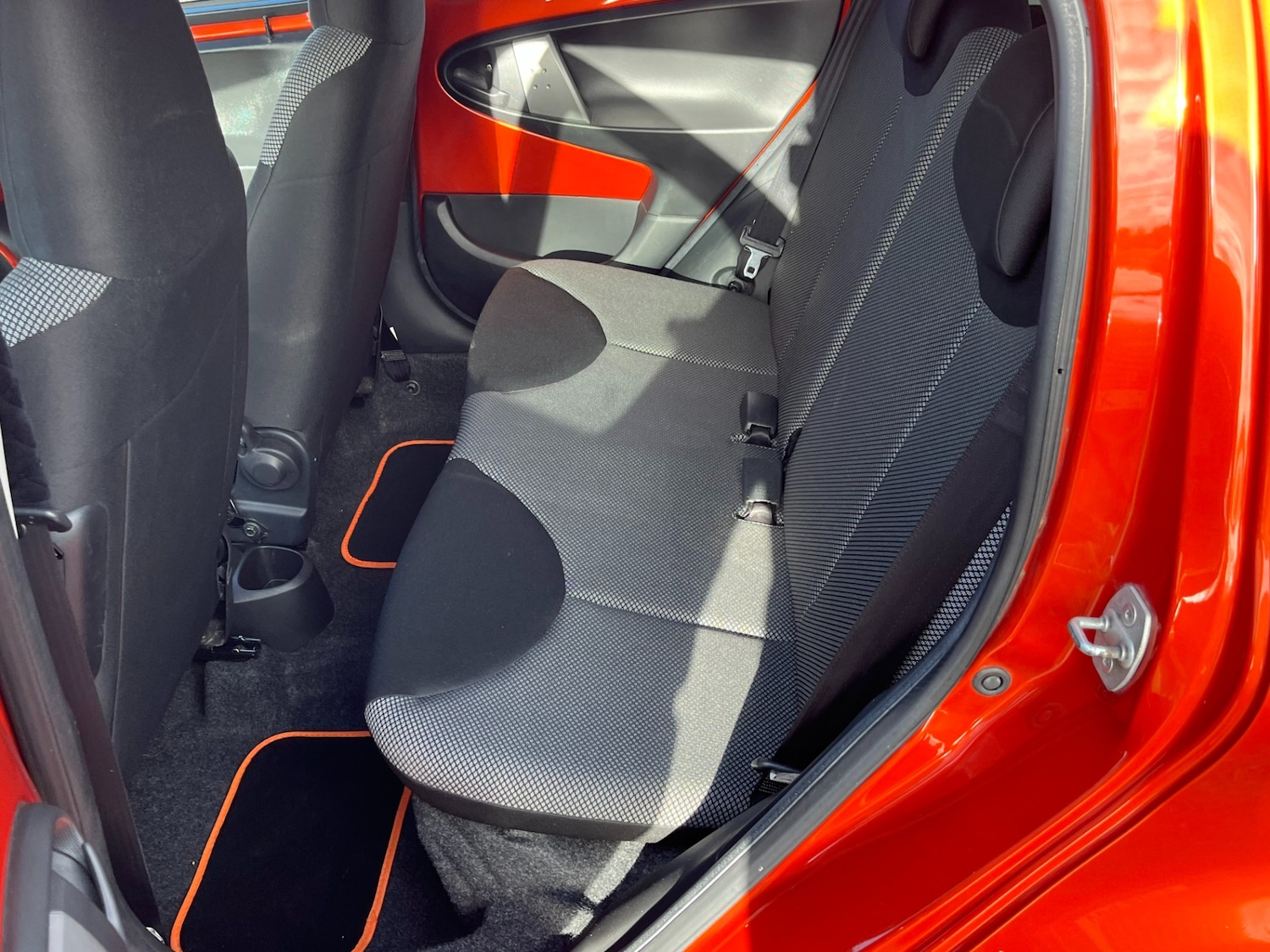 Used Toyota AYGO 2012 for sale - 77846765: Photo 19