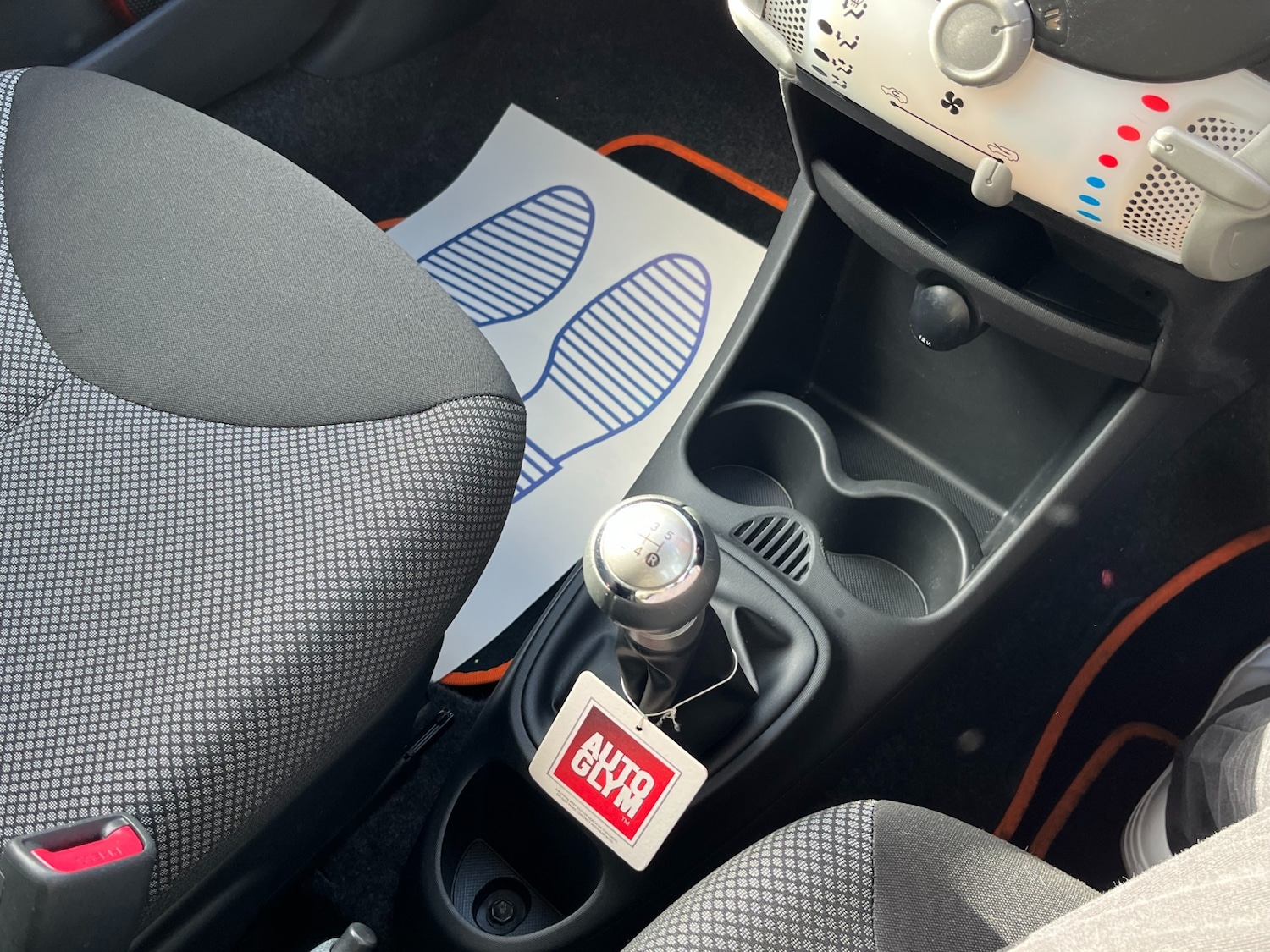 Used Toyota AYGO 2012 for sale - 77846765: Photo 24