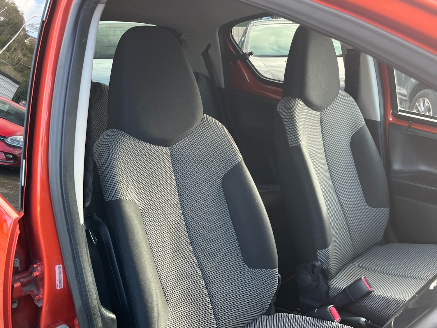 Used Toyota AYGO 2012 for sale - 77846765: Photo 27