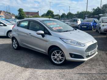 2017 (17) - 1.25 82 Zetec 5dr